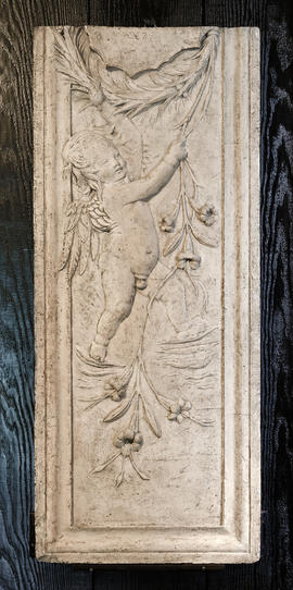 Plaster cast of half section of classical relief with putti holding laurel wreath (Version 2)