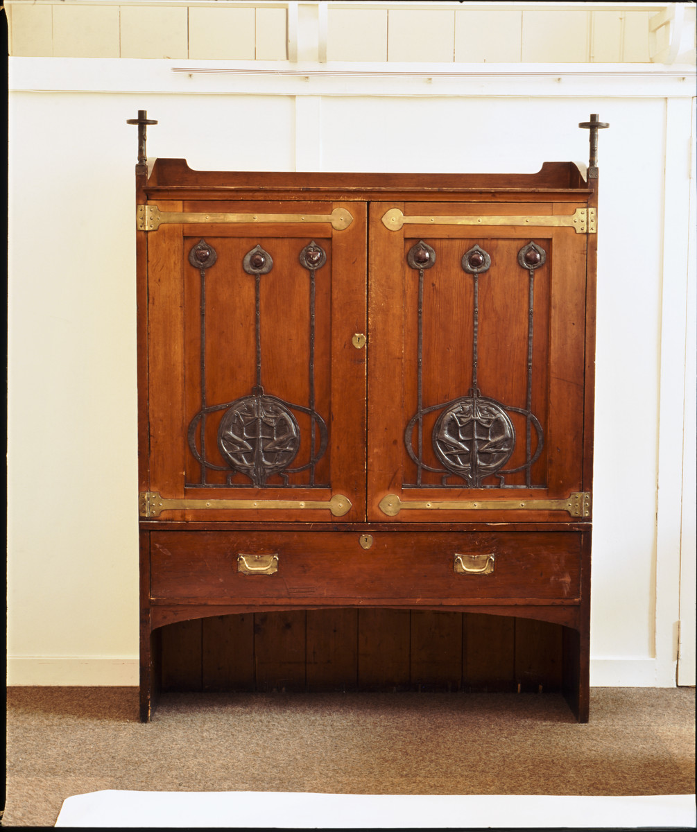 Furniture · Linen Cupboard for John Henderson, by Charles Rennie Mackintosh · 1895