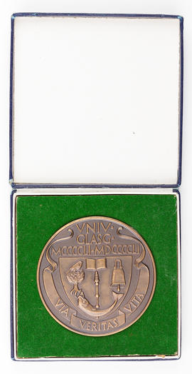Glasgow University commemorative medal (Version 1)