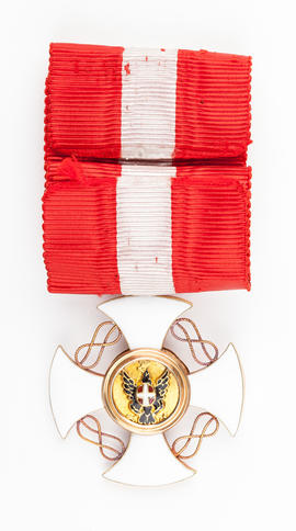 Cavaliere Ufficionale medal (Version 2)