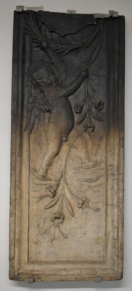 Plaster cast of half section of classical relief with putti holding laurel wreath (Version 3)