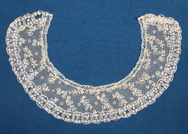 Lace collar (Version 1)