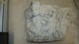 Plaster cast of fragment of capital with vines and paired birds (Version 1)