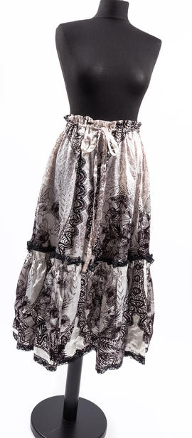 Black, white and grey lace print tiered skirt (Version 1)
