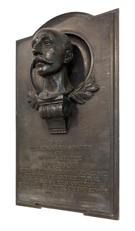 Bourdon memorial bronze (Version 3)