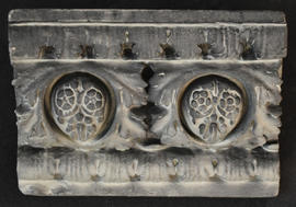 Plaster cast of architectural fragment with egg and tongue moulding (Version 2)