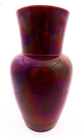 Large red vase (Version 2)