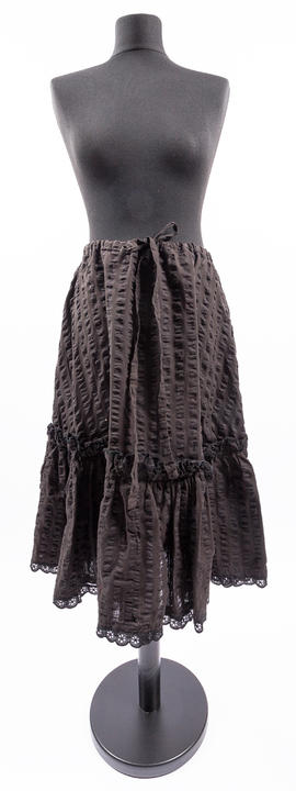 Black seersucker tiered skirt (Version 1)