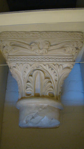 Plaster cast of Corinthian capital (Version 1)