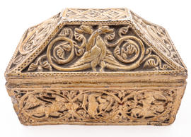 Ceramic sarcophagus cast (Version 3)