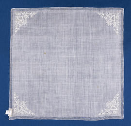 Handkerchief, Ayrshire embroidery (Version 1)