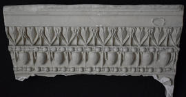 Plaster cast of cornice decorated with egg and dart motif (Version 1)