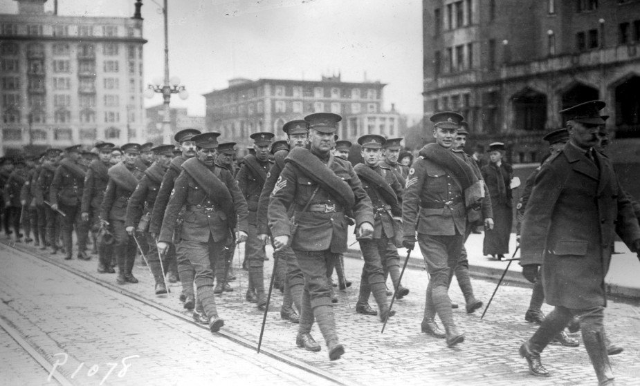 Men of the 48th Battalion (British Coumbia, Canadian Expeditionary Force, march down Government Street in Victoria, 1915. BC Archives I-60880. Image courtesy of Royal BC Museum